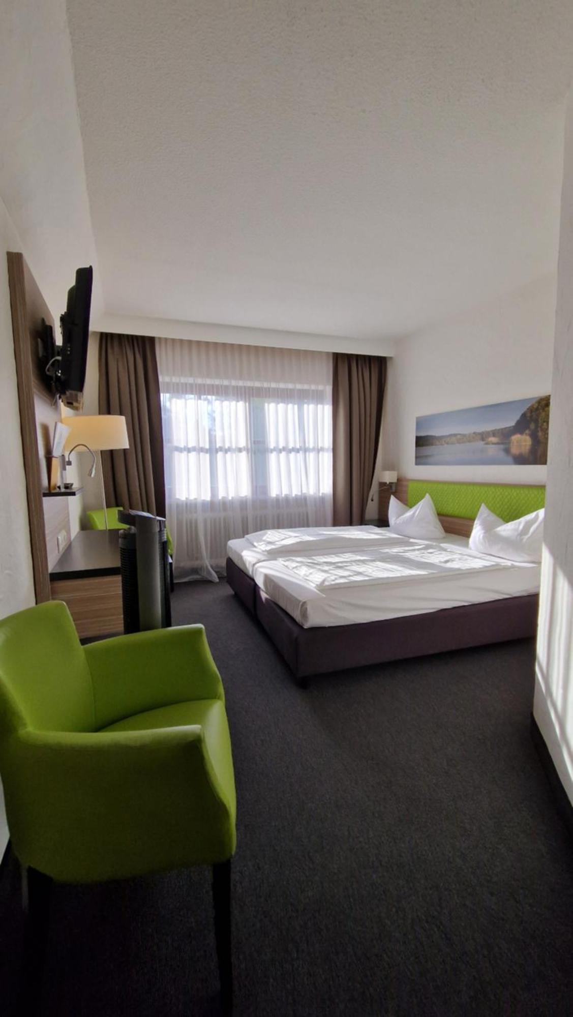 Hotel Sonnenhof Pleinfeld Εξωτερικό φωτογραφία