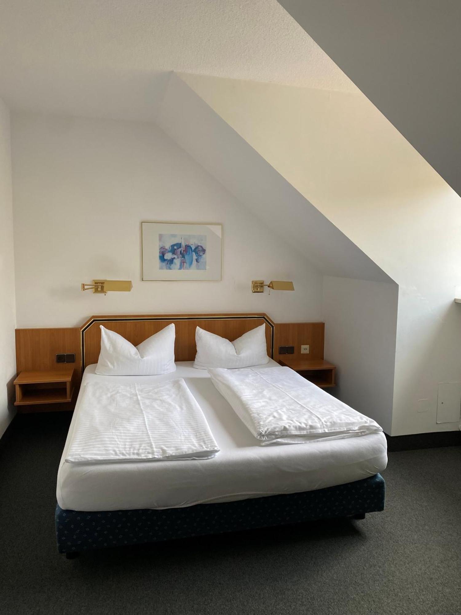 Hotel Sonnenhof Pleinfeld Εξωτερικό φωτογραφία