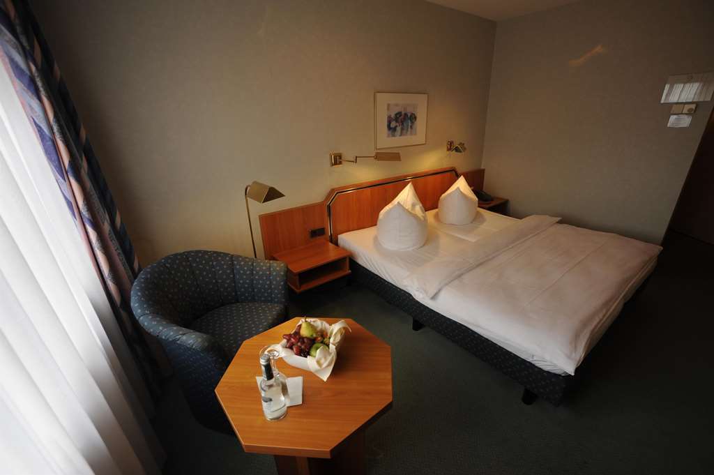 Hotel Sonnenhof Pleinfeld Δωμάτιο φωτογραφία