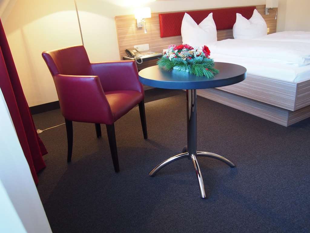 Hotel Sonnenhof Pleinfeld Εξωτερικό φωτογραφία