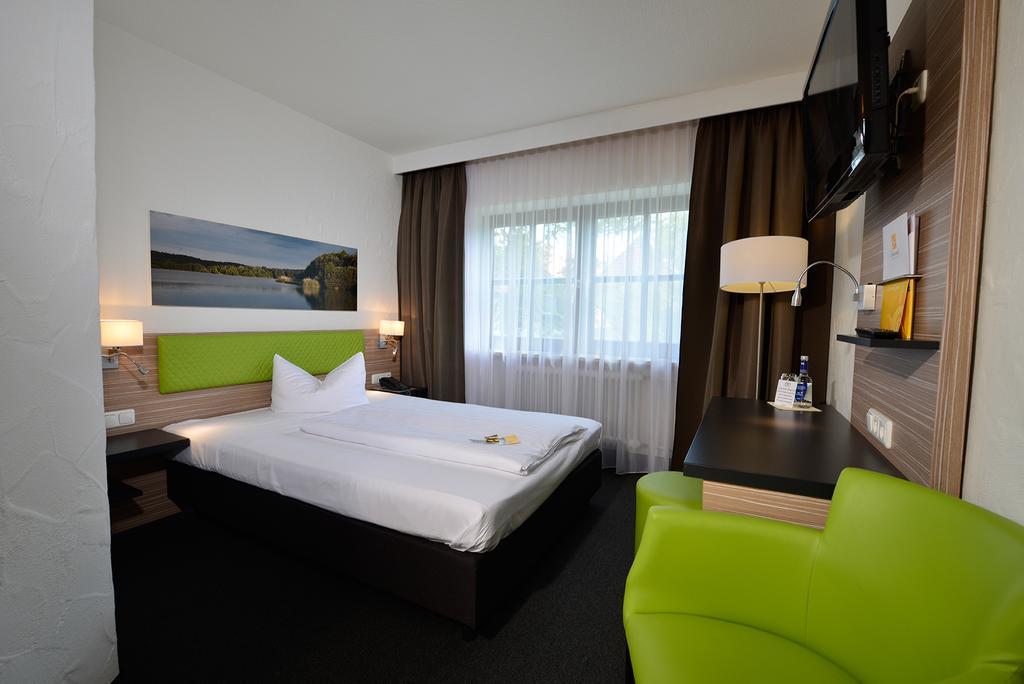 Hotel Sonnenhof Pleinfeld Εξωτερικό φωτογραφία